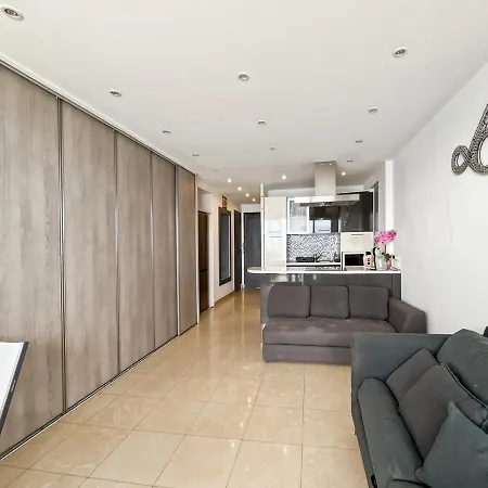 Front De Apartmán Antibes